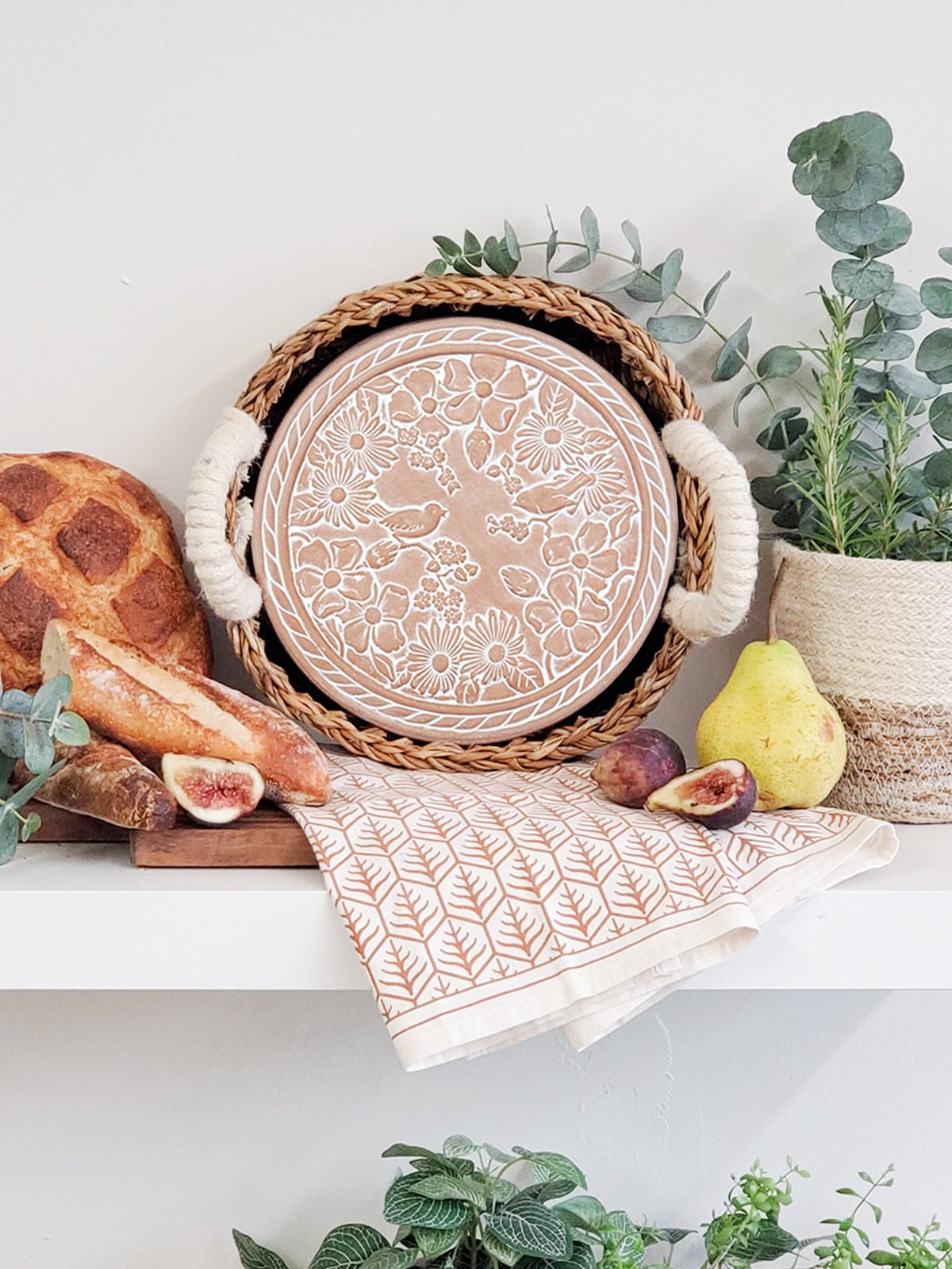 Bread Warmer & Basket Gift Set with Tea Towel - Garden Round - Terra Clara